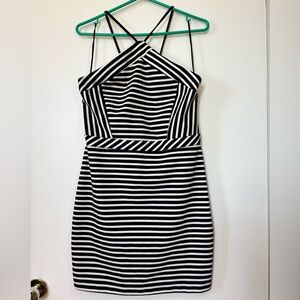 🎉4/30$🎉 Dynamite Black and White Bodycon Cocktail Dress🤍